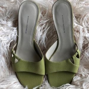 Banana Republic Green Sandals